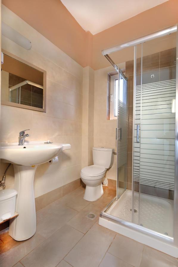 El Greco Studios Agia Marina  Exterior photo